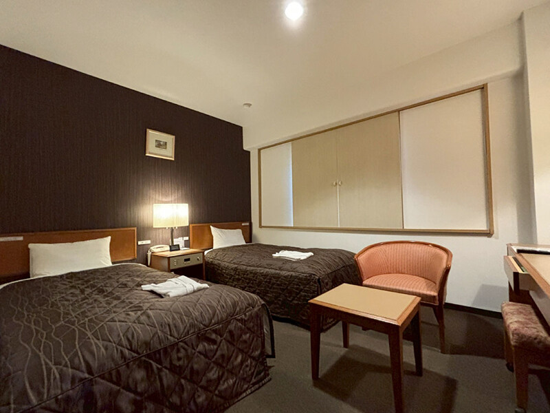 plazahotelnogata-kyakushitu.jpg